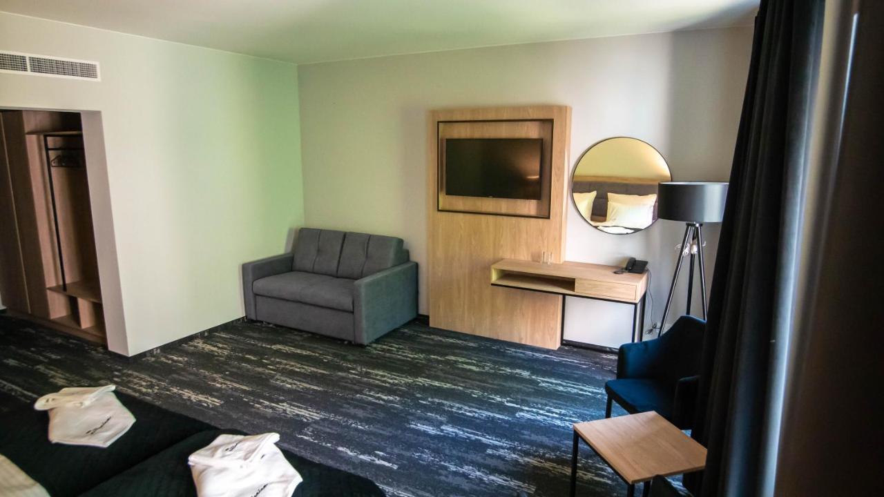 Aparthotel Nowe Millenium Świnoujście Esterno foto
